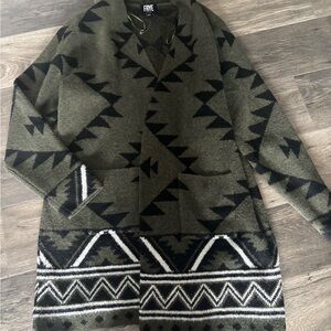 FRYE Men's Geometric Olive and Black Cardigan